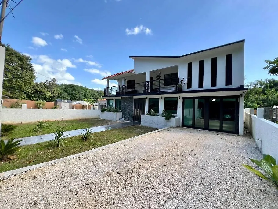 Dorado White House Vila