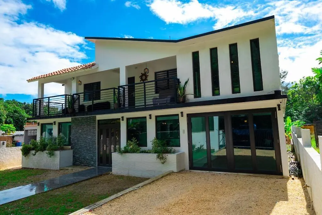 Dorado White House Vila